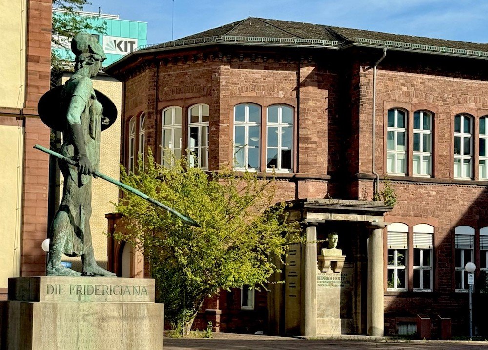 Heinrich Hertz Lecture Hall at KIT named as an EPS Historic Site